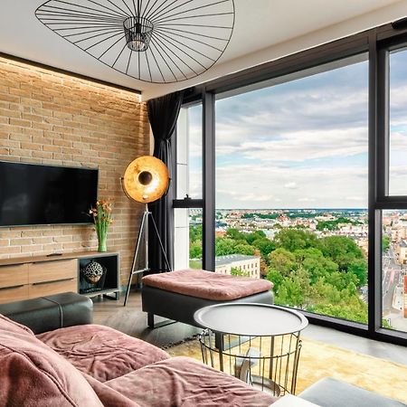 Skyview Suite - Niepowtarzalny Widok I Basen 卢布林 外观 照片